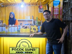 Modal Jual Arloji, Pemuda Asal Makassar Punya 20 Outlet Piscok