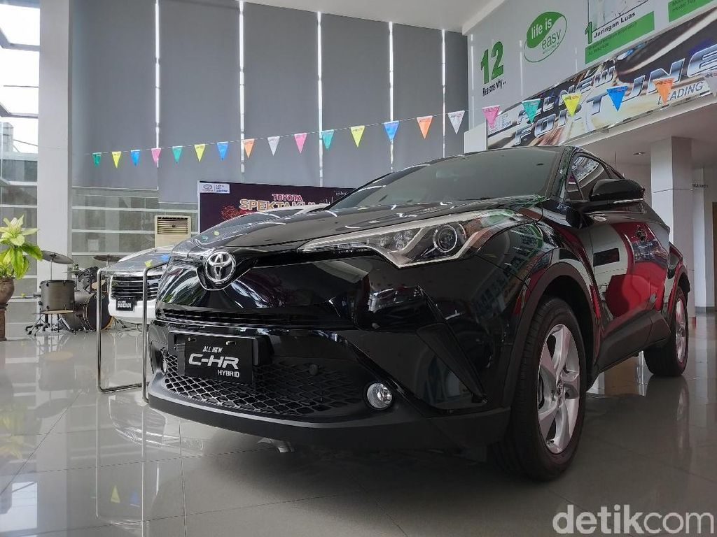 Orang Kalimantan Beli Mobil Hybrid Hanya untuk Koleksi