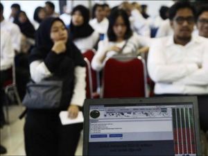Kemendikbud Tunda Umumkan Hasil Seleksi CPNS, Tetap Pantau Portal SSCN Kemendikbud Tunda Umumkan Hasil Seleksi CPNS, Tetap Pantau Portal SSCN