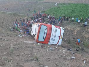 Korban Tewas dalam Kecelakaan Bus Kramat Djati di Tol Sumo Jadi 3 Orang