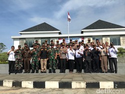 Tiba di Skouw Papua, Panglima TNI dan Kapolri Hadiri Acara Bakti Sosial