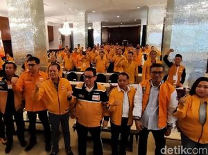 Partai Hanura Tekankan Digitalisasi untuk Rebut Suara Milenial Partai Hanura Tekankan Digitalisasi untuk Rebut Suara Milenial