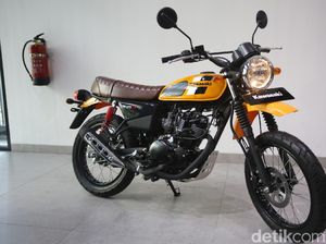 Berkenalan dengan Kawasaki W175 TR