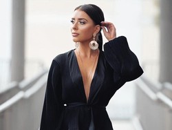 Selebgram Ngaku Payudaranya Menyusut, Lalu Pasang Implan & Berakhir Menyesal