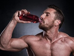 Bahaya! 5 Masalah Kesehatan Ini Terjadi Karena Kebanyakan Konsumsi Minuman Energi