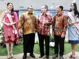 Dukung Kampanye Bebas Sampah Plastik Dukung Kampanye Bebas Sampah Plastik