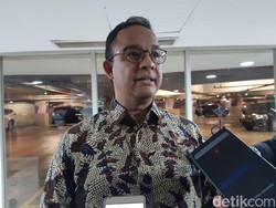 Soal Ide Orchard Road Ciputra, Anies Singgung Pembangunan Trotoar