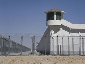 China Akan Terus Lanjutkan Pelatihan Warga Muslim di Xinjiang China Akan Terus Lanjutkan Pelatihan Warga Muslim di Xinjiang