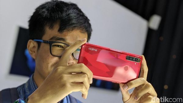 Penampakan Realme 5S, Ponsel Empat Kamera Harga Rp 2 Jutaan