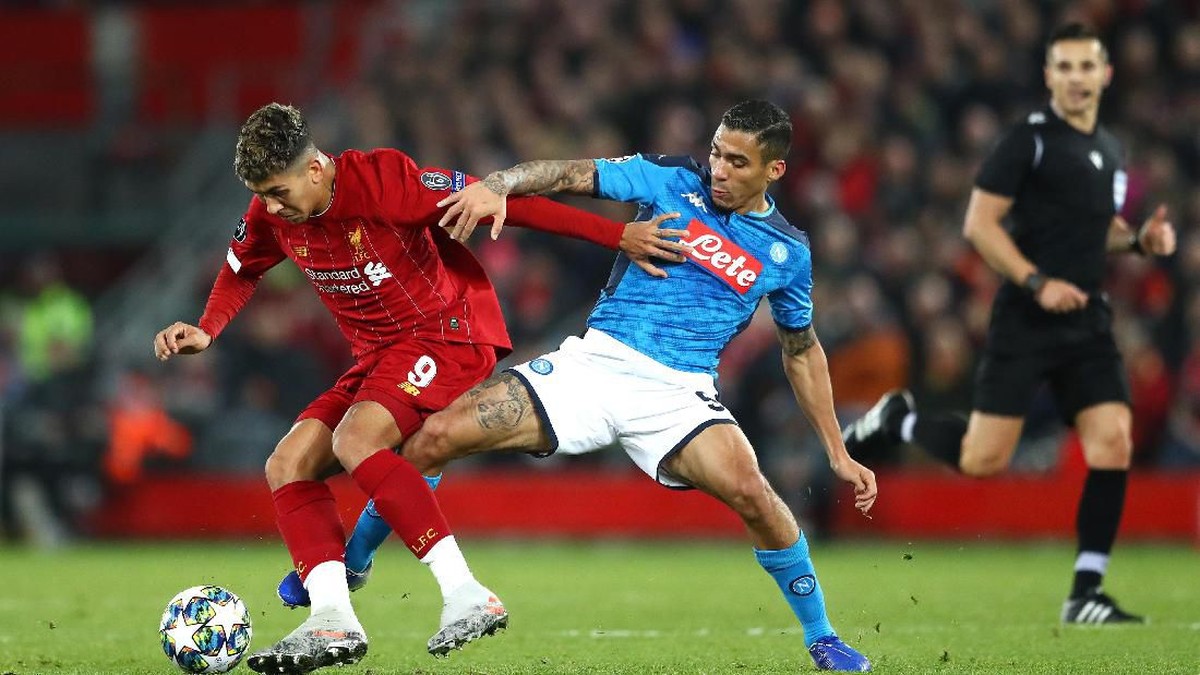 Liverpool vs Napoli tuntas 1-1. (Foto: Michael Steele/Getty Images)