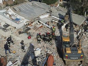 Albania Tangkap 9 Orang, Diduga Jadi Penyebab Gedung Roboh saat Gempa Albania Tangkap 9 Orang, Diduga Jadi Penyebab Gedung Roboh saat Gempa