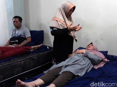 Begini Cara Ningsih Tinampi Obati Pasien