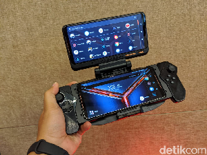 Beli Ponsel ROG Phone 2 Dikasih Bonus Mobil Beli Ponsel ROG Phone 2 Dikasih Bonus Mobil