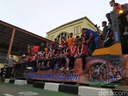 Pesawat Delay, Persiraja Batal Diarak Keliling Banda Aceh