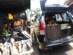 Dhuuuaar! Mobil Ini Meledak Karena Dipakai Jualan Tahu Bulat