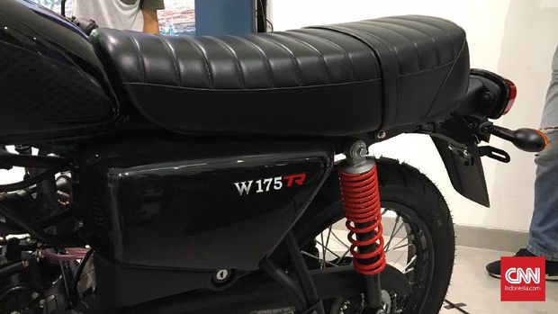 Spesifikasi W175TR Scrambler, Beda Dari W175 dan W175 Cafe