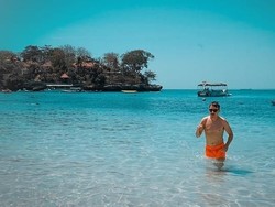Masih di Bali, Lorenzo Main ke Nusa Lembongan