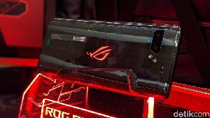 Penampakan ROG Phone 2, Ponsel Gaming Jagoan Asus