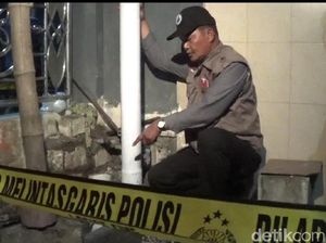 Gas yang Keluar dari Pengeboran Sumur di Lamongan Dibuang Pakai Pipa