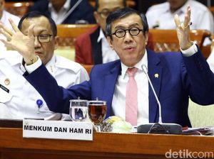 Yasonna Ogah Bicara Kasus Harun Masiku di DPR: Saya Menkum HAM Sekarang Yasonna Ogah Bicara Kasus Harun Masiku di DPR: Saya Menkum HAM Sekarang