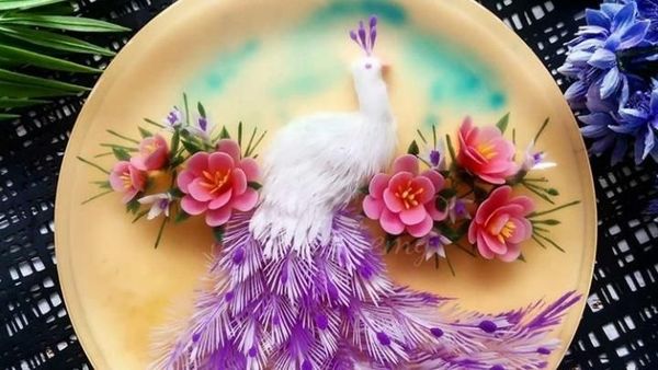 Bagai Lukisan! Jelly Ini Tampilkan Gambar Bunga hingga Burung Merak