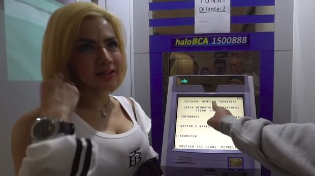 Barbie Kumalasari pamer saldo ATM