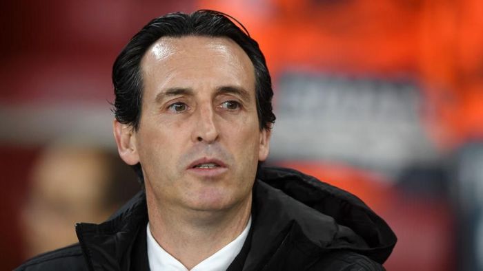 Unai Emery tak mau memikirkan rumor pemecatan dirinya dari Arsenal. Foto: Mike Hewitt/Getty Images Unai Emery tak mau memikirkan rumor pemecatan dirinya dari Arsenal. Foto: Mike Hewitt/Getty Images
