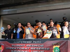 Polisi Tangkap 7 Pembobol ATM Modus Mengganjal Kartu