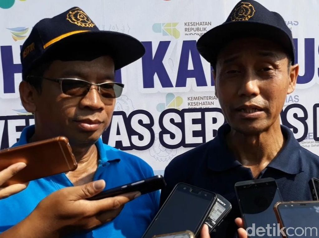 Kemenkes Canangkan UNS Solo Jadi Kampus Sehat Kemenkes Canangkan UNS Solo Jadi Kampus Sehat