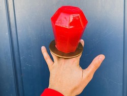 Wow! Cincin Berlian Raksasa Ini Bisa Dimakan