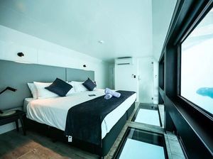 Hotel Ini Tawarkan Penginapan Underwater nan Cantik