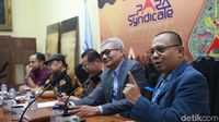 Diskusi Bola Liar Amandemen Konstitusi