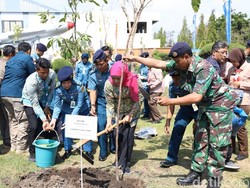 Gubernur Khofifah Canangkan Go Green Hospital, Ini Harapannya