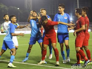 Detik-detik Keributan Pemain Timnas Indonesia U-22 Vs Singapura
