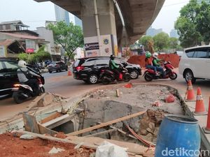 Melihat Revitalisasi Trotoar yang Disebut Bikin Jokowi Stuck 30 Menit Melihat Revitalisasi Trotoar yang Disebut Bikin Jokowi Stuck 30 Menit