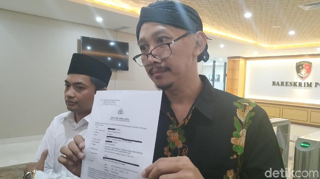 Merasa Diancam, Abu Janda Laporkan Ustaz Maaher ke Bareskrim Polri Merasa Diancam, Abu Janda Laporkan Ustaz Maaher ke Bareskrim Polri