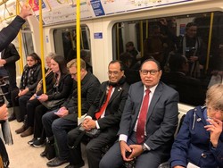Jajal MRT di London, Menhub: Yang Naik Pelajar Sampai Bos
