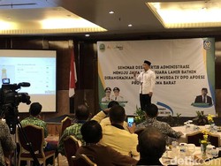 Tekan Urbanisasi, Ridwan Kamil Fokus Bangun SDM-Ekonomi Desa