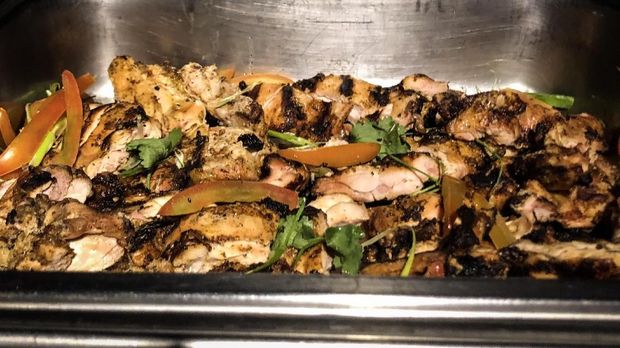 Pesta BBQ dan Ketenangan 'Staycation' di Pusat Kota