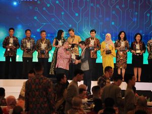 BI Nobatkan BRI Jadi Bank Pendukung UMKM Terbaik BI Nobatkan BRI Jadi Bank Pendukung UMKM Terbaik