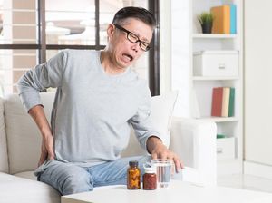 Tips Jaga Kesehatan Tulang dan Sendi di Usia Senja