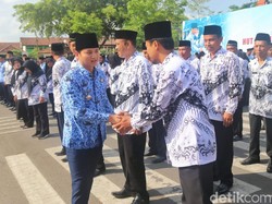 Peringati Hari Guru, Bupati Trenggalek Kritik Pejabat Struktural Disdikpora