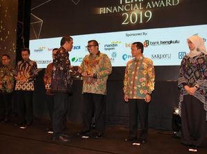Bank DKI Raih Penghargaan Best Retail Banking Service Bank DKI Raih Penghargaan Best Retail Banking Service