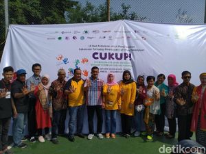 Komunitas Anti-Kekerasan Perempuan dan Anak Tolak Pernikahan di Bawah Umur Komunitas Anti-Kekerasan Perempuan dan Anak Tolak Pernikahan di Bawah Umur