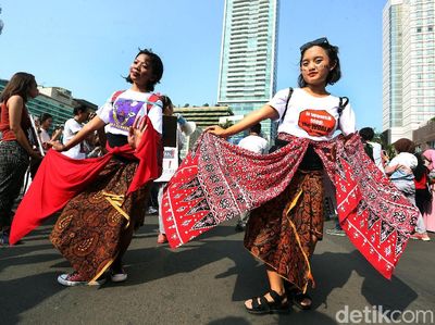 Tarian dan Teatrikal Kampanye 16 Hari Anti-Kekerasan Terhadap Perempuan
