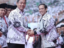 Pemkot Semarang Sabet Penghargaan dari PGRI