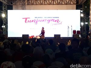 Meriah, Pengunjung Mlaku-mlaku Nang Tunjungan Tembus 250 Ribu Orang