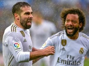 Madrid Taklukkan Dinginnya Hujan Estadio Mendizorroza