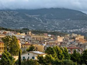 Kota di Italia Jual Rumah Seharga Rp 16 Ribu, Tertarik?