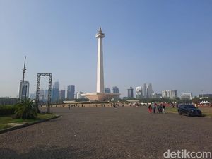 Jelang Reuni 212, Massa Mulai Merapat ke Monas